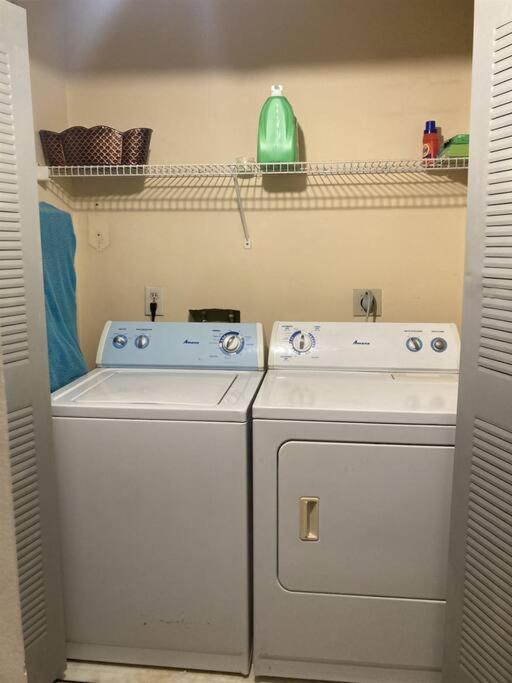Lakeview Condo In Gated Community Τάμπα Εξωτερικό φωτογραφία
